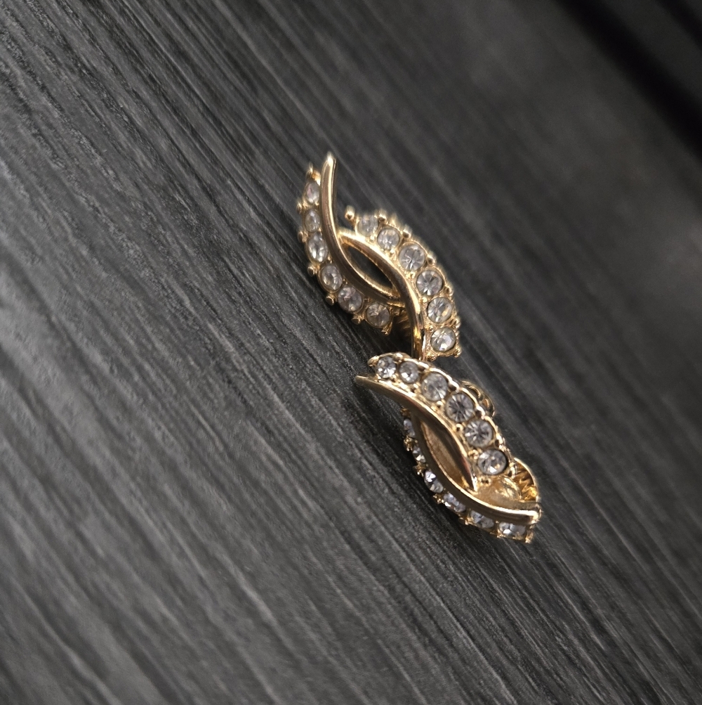 Monet Crystal Earrings